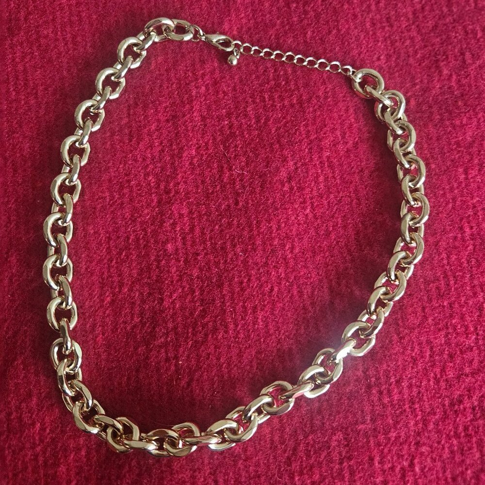 Oversize Chunky Chain Link Necklace Gold